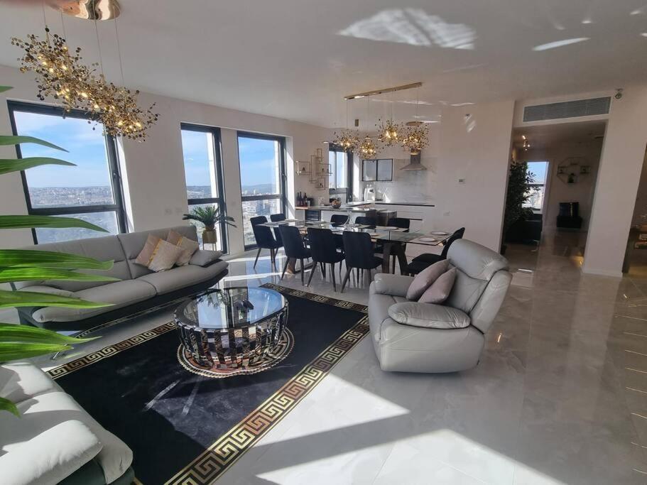 Jtower Royal Suites - The Penthouse - Alefimmoed Йерусалим Екстериор снимка