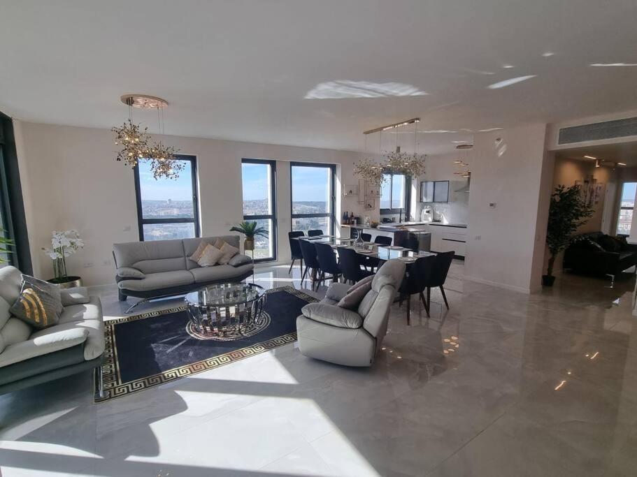 Jtower Royal Suites - The Penthouse - Alefimmoed Йерусалим Екстериор снимка